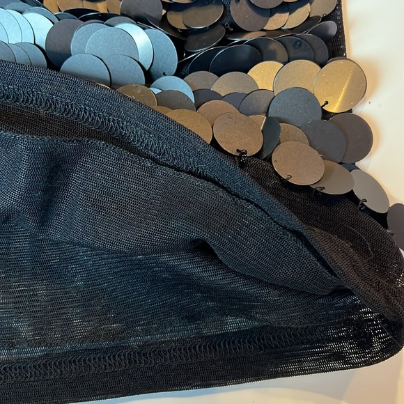 🖤SHE’S BLACK LARGE SEQUIN & BEADS ADJUSTABLE SPAGHETTI STRAP SPARKLY TOP SMALL - Picture 16 of 16